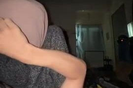 Viral ABG Hijab Tutorial Wiwik Sampe Basah Di Dalam Top Trending Global Indonesia 2025